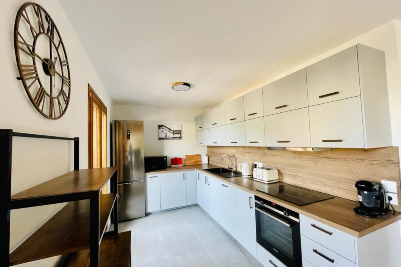 Appartement 100 M Near The Cite Vauban In Briançon
